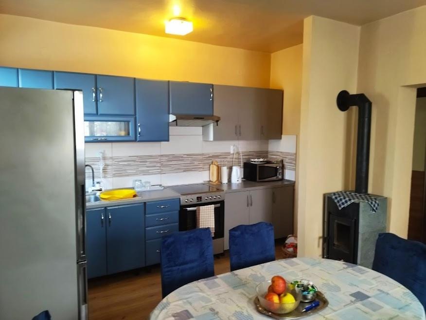 Apartment In Nin With Terrace, Air Conditioning, Wi-Fi エクステリア 写真