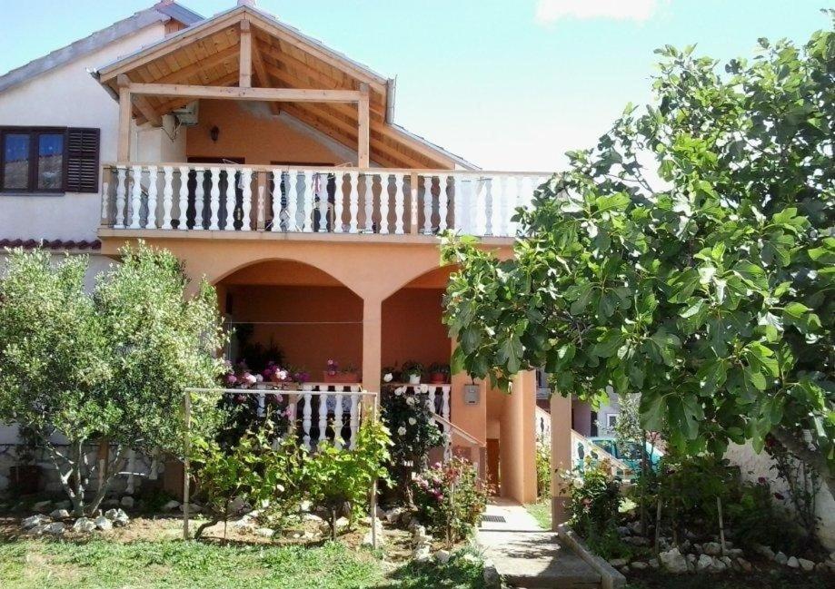 Apartment In Nin With Terrace, Air Conditioning, Wi-Fi エクステリア 写真